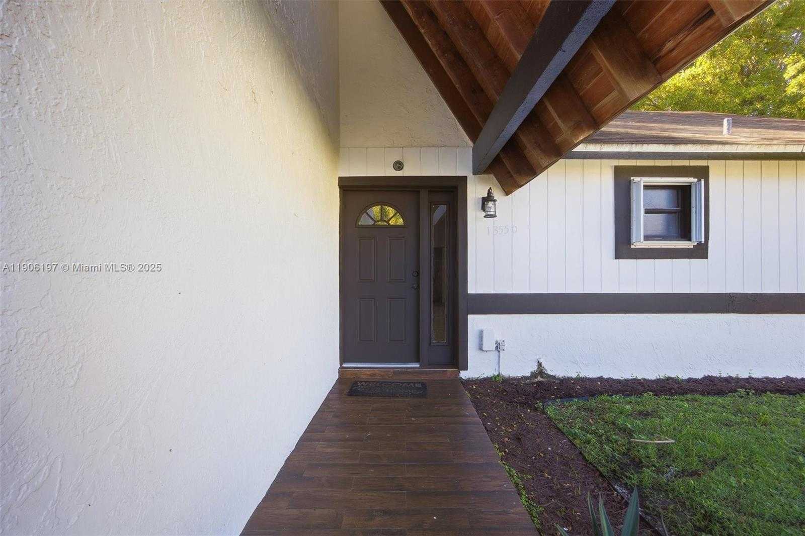 Small Image of 13550 SOUTH WEST 286TH TER #13550, Homestead Number 4