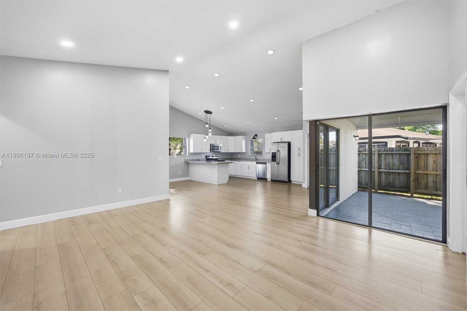 Small Image of 13550 SOUTH WEST 286TH TER #13550, Homestead Number 5