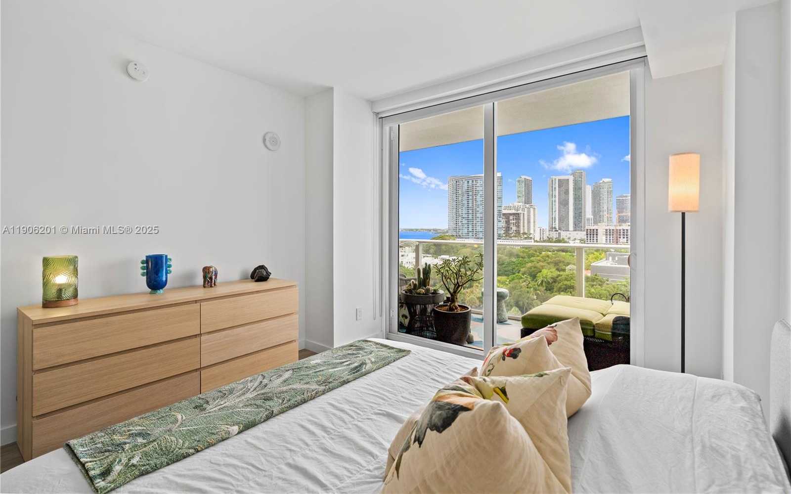 Small Image of 4250 BISCAYNE BLVD #1218, Miami Number 10