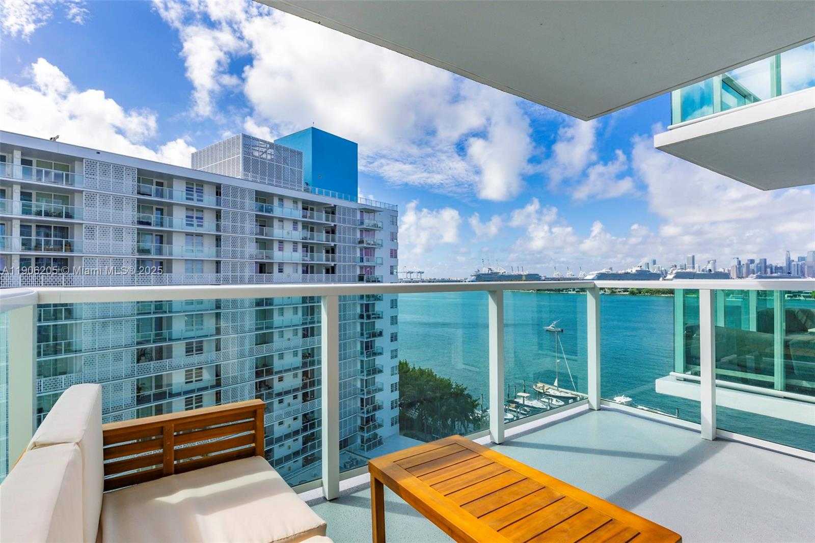 Small Image of 1000 WEST AVE #1029, Miami Beach Number 24