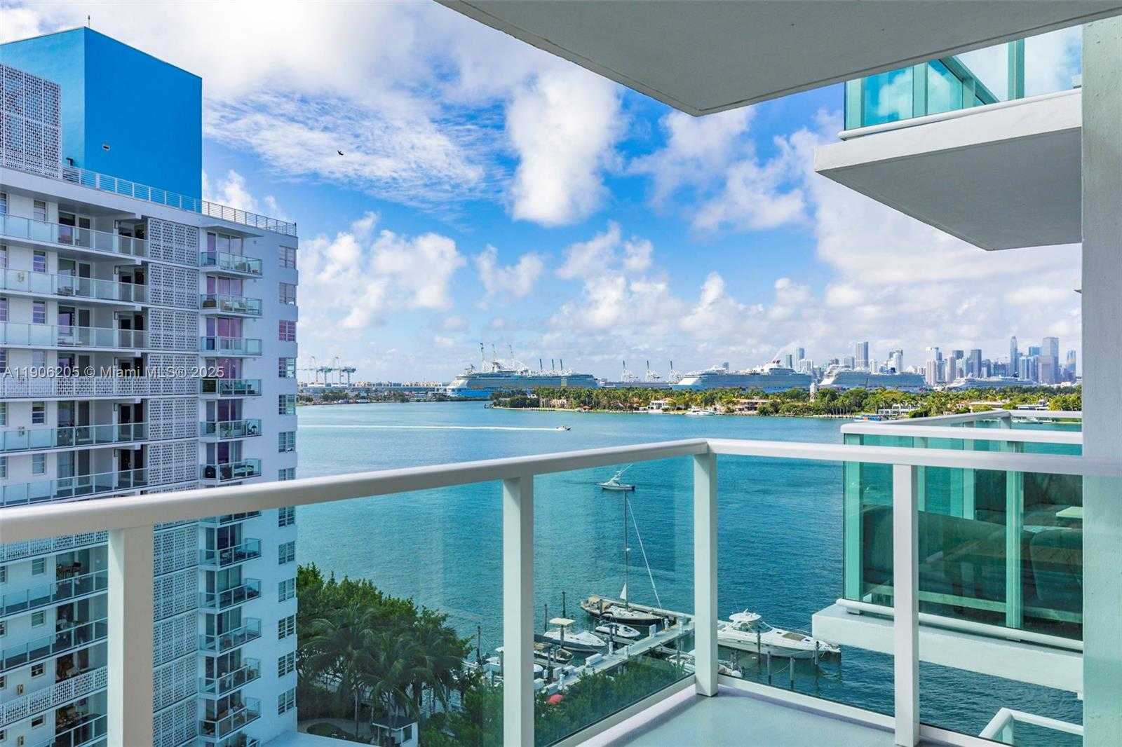 Small Image of 1000 WEST AVE #1029, Miami Beach Number 25