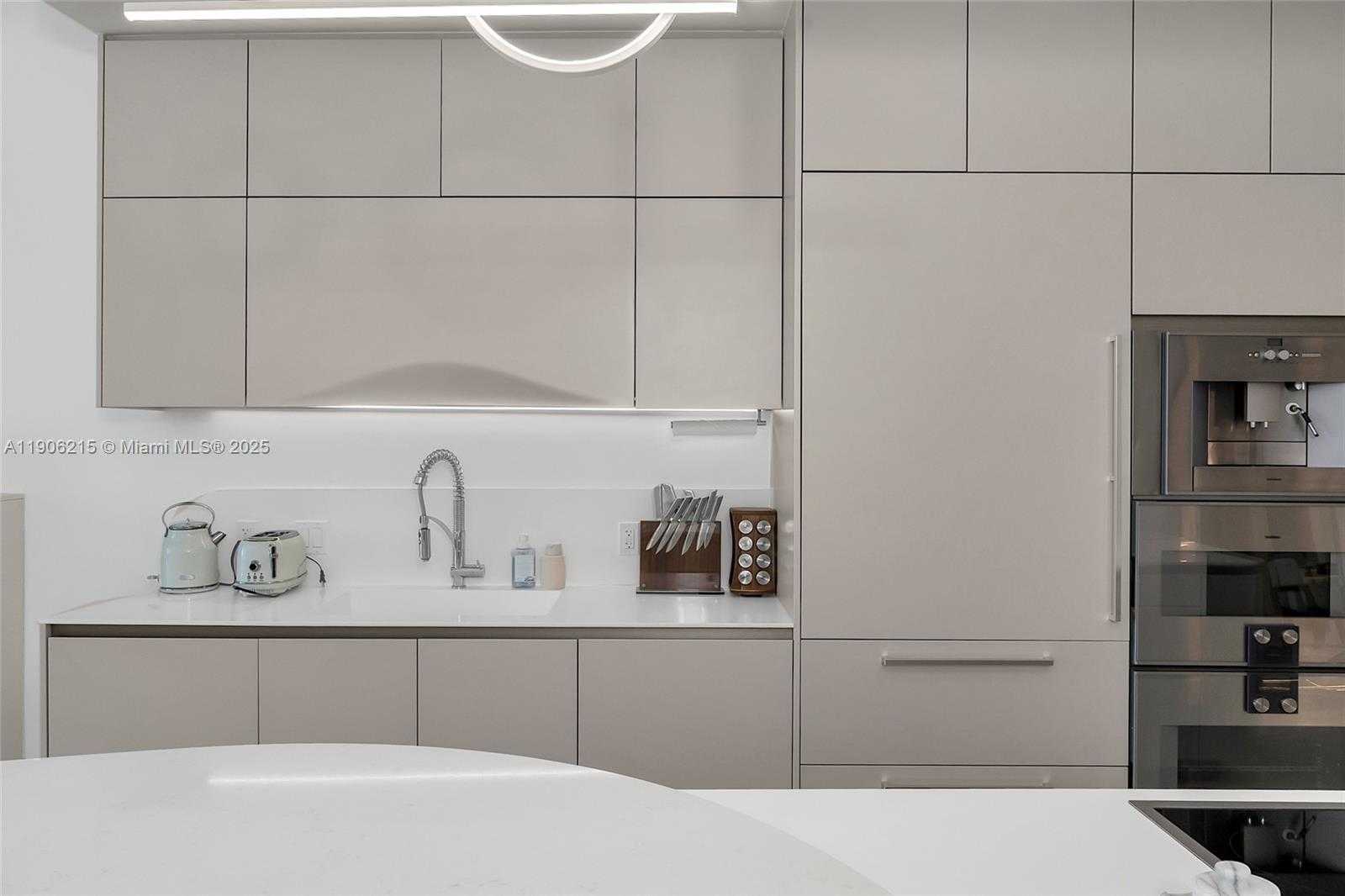 Small Image of 16901 COLLINS AVE #3203, Sunny Isles Beach Number 30