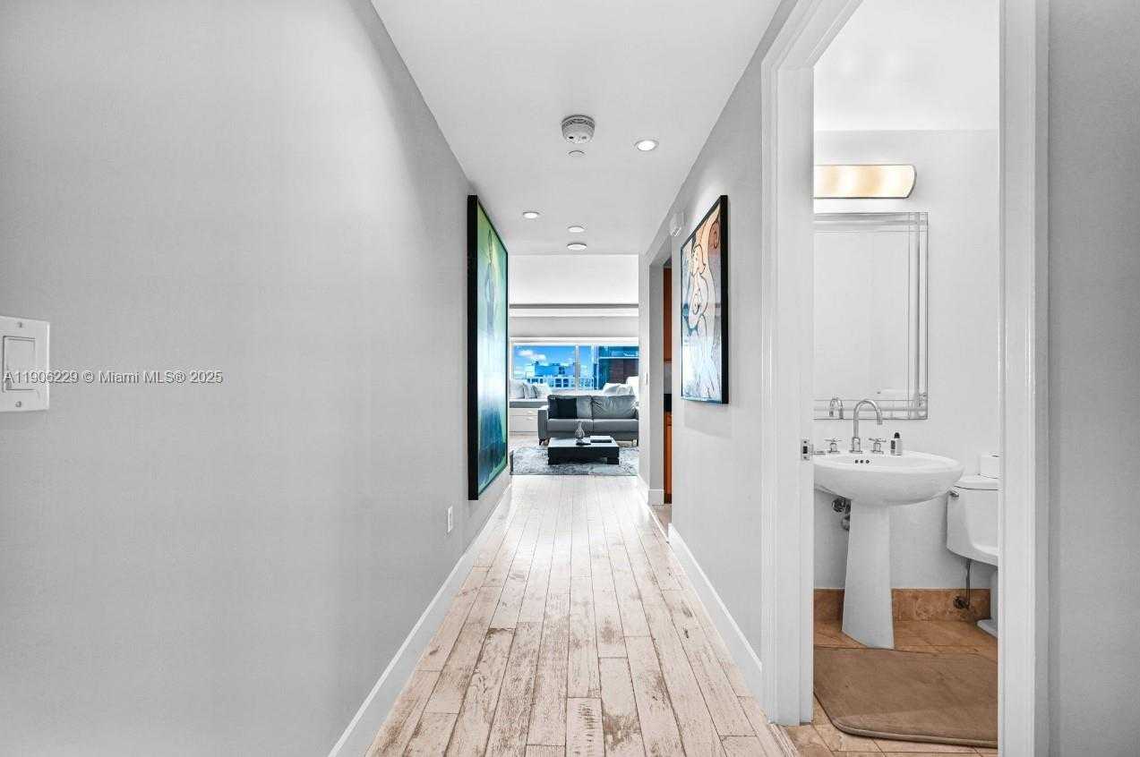 Small Image of 1435 BRICKELL AVE #3401, Miami Number 21