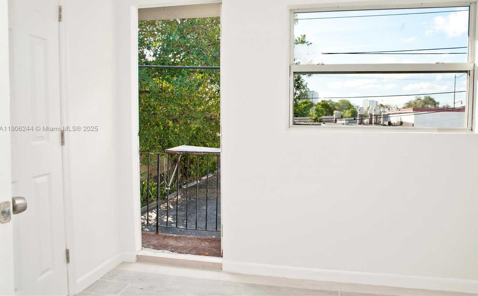 Small Image of 1323 NORTH FEDERAL HWY #2, Hollywood Number 18