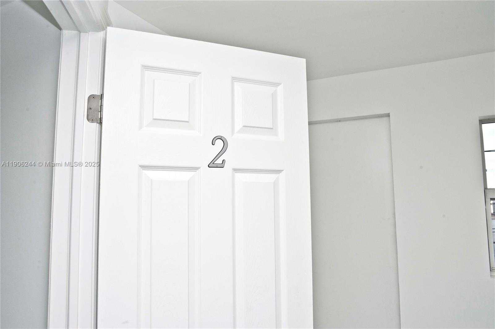 Small Image of 1323 NORTH FEDERAL HWY #2, Hollywood Number 19