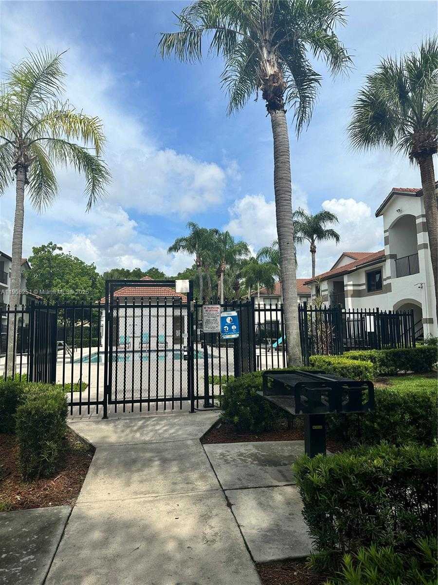 Small Image of 650 SOUTH PARK RD #35-5, Hollywood Number 16