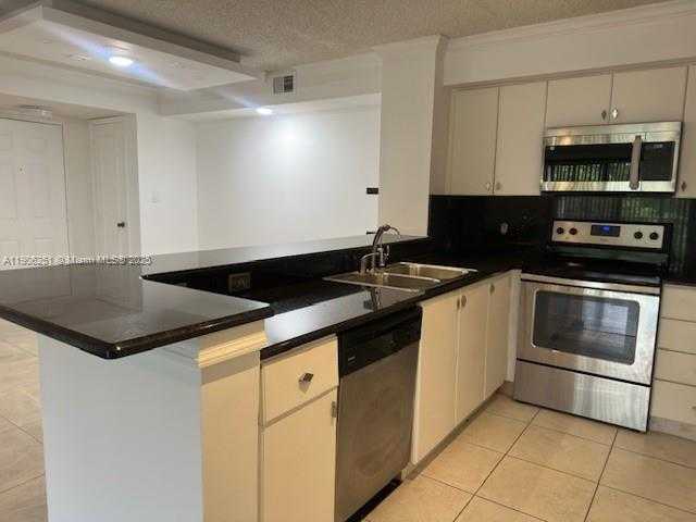 Small Image of 650 SOUTH PARK RD #35-5, Hollywood Number 22