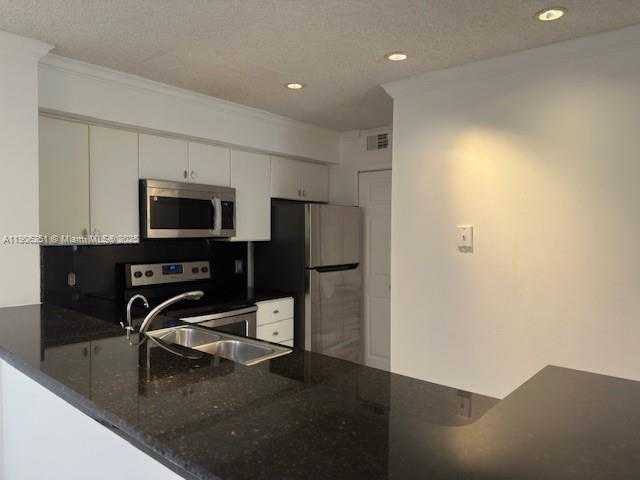 Small Image of 650 SOUTH PARK RD #35-5, Hollywood Number 24