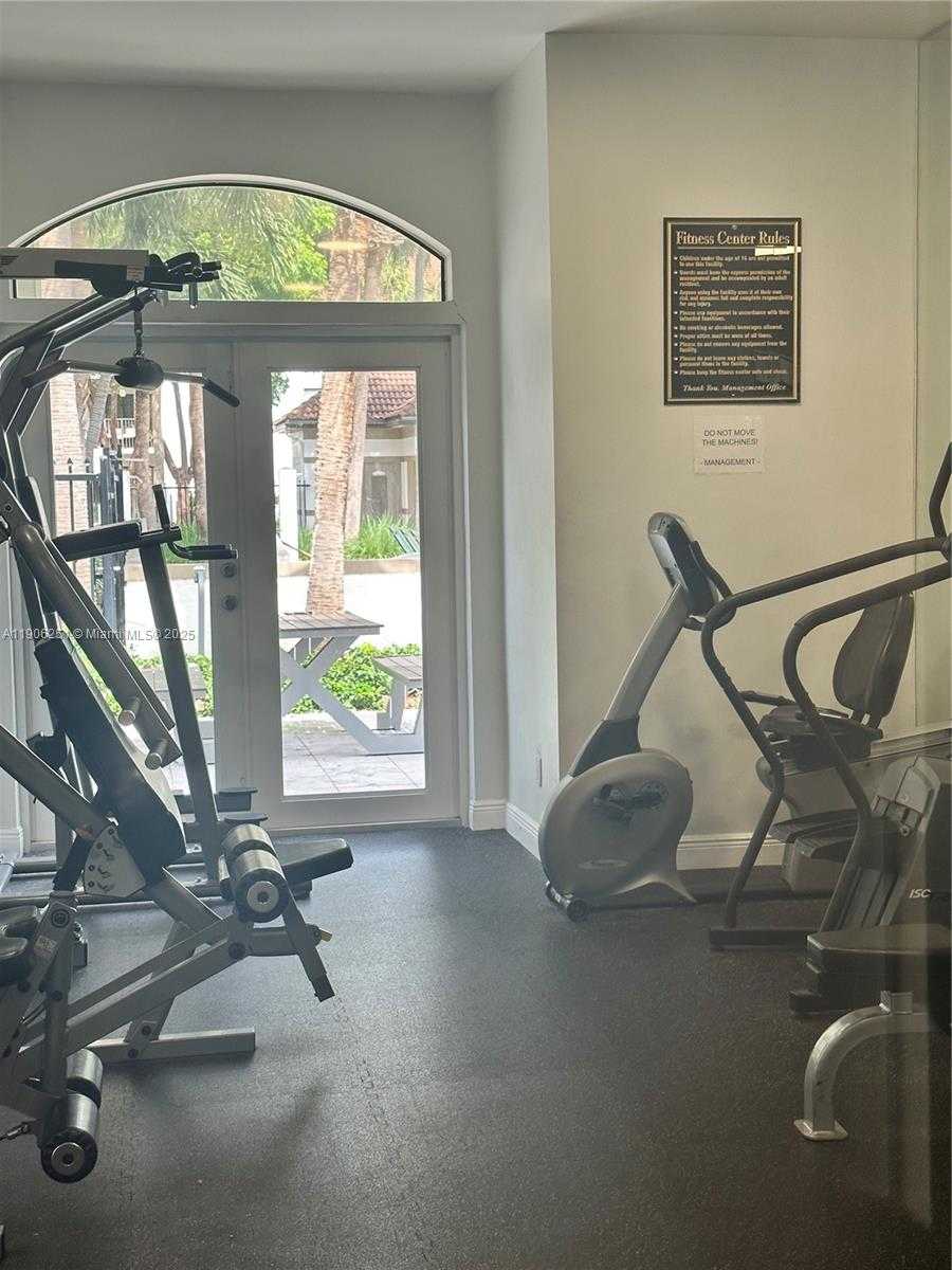 Small Image of 650 SOUTH PARK RD #35-5, Hollywood Number 4