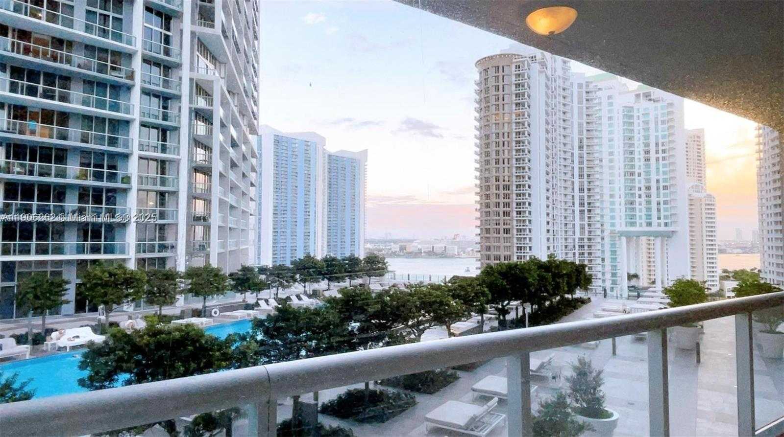 Small Image of 495 BRICKELL AVE #1606, Miami Number 11
