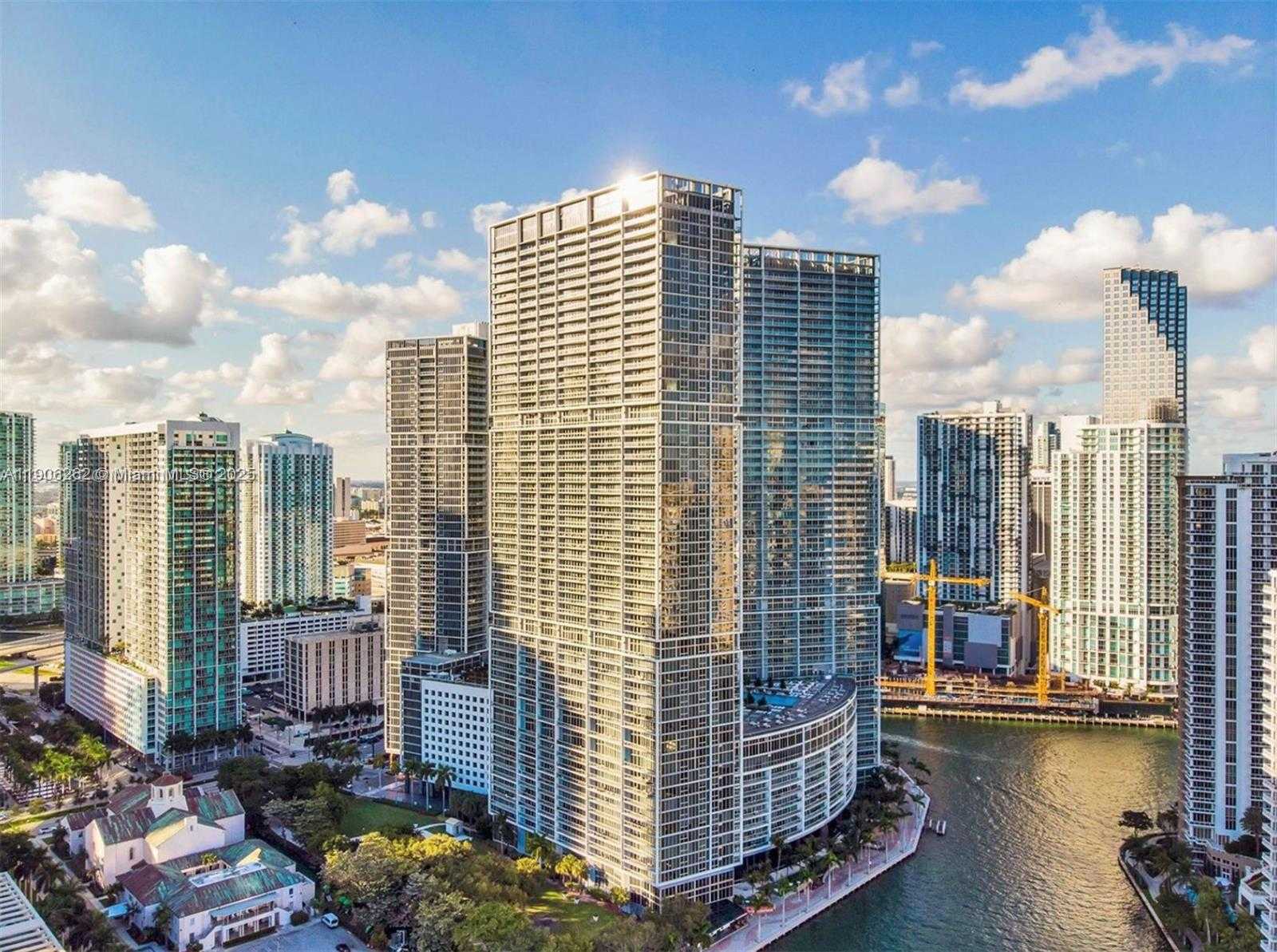 Small Image of 495 BRICKELL AVE #1606, Miami Number 26