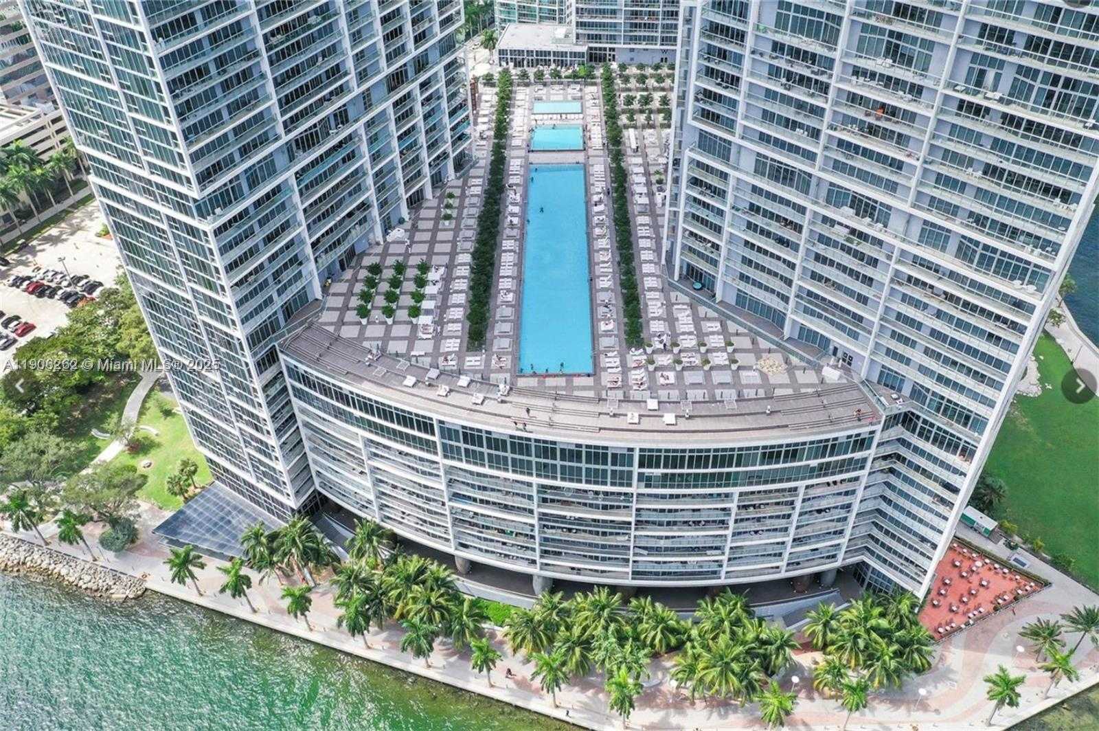 Small Image of 495 BRICKELL AVE #1606, Miami Number 3