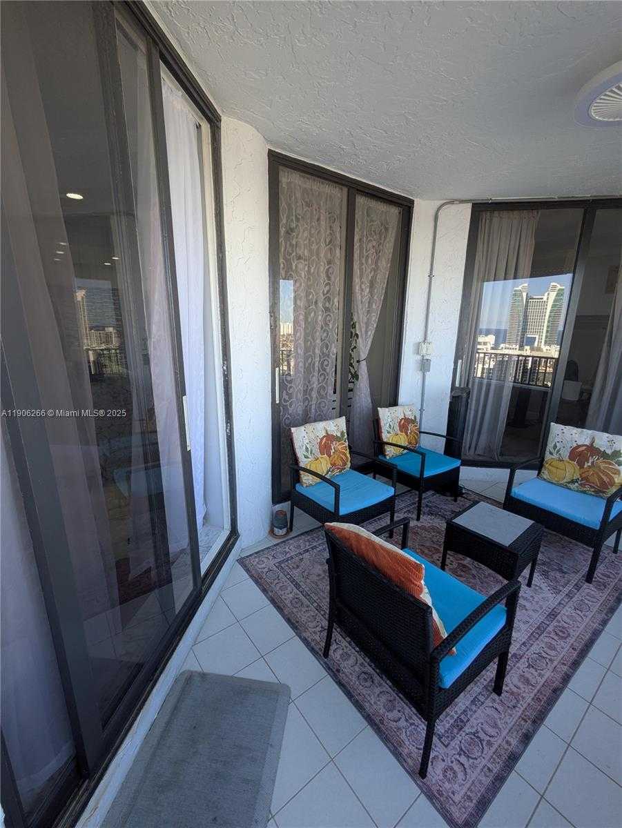 Small Image of 300 THREE ISLANDS BLVD #PH3A, Hallandale Beach Number 26