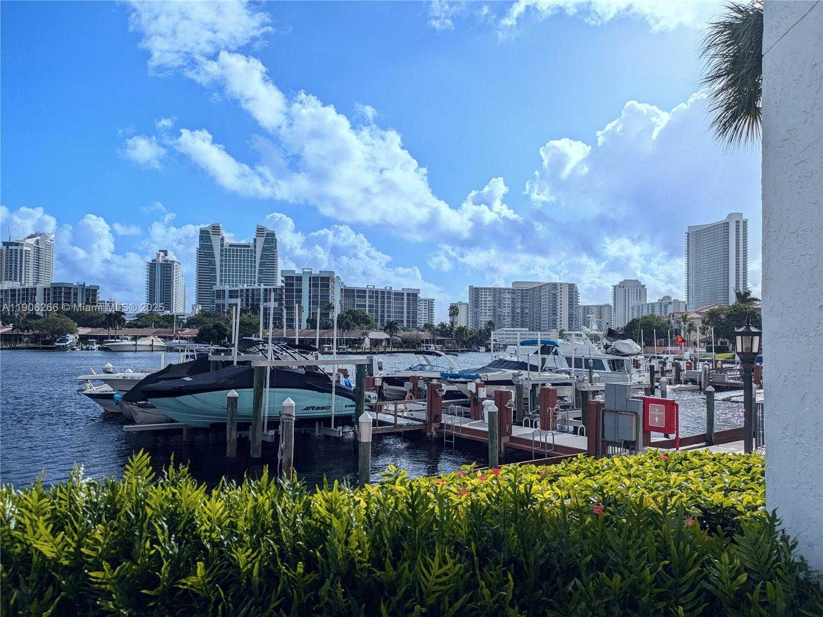 Small Image of 300 THREE ISLANDS BLVD #PH3A, Hallandale Beach Number 9