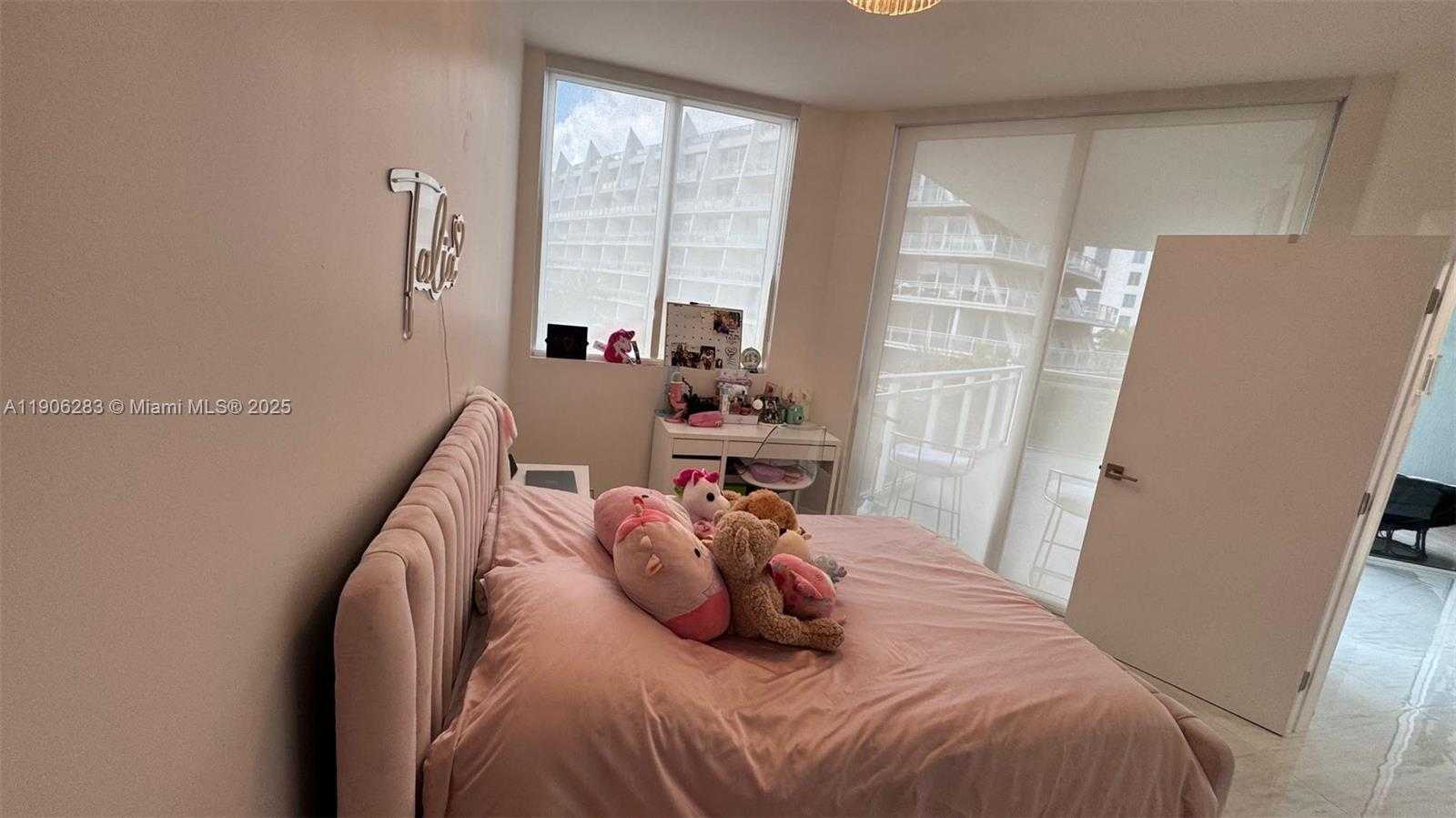 Small Image of 3000 NORTH EAST 188TH ST #402, Aventura Number 16