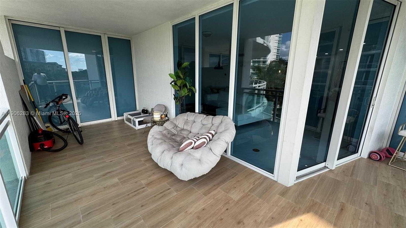 Small Image of 3000 NORTH EAST 188TH ST #402, Aventura Number 17