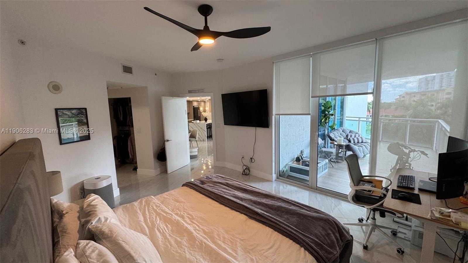 Small Image of 3000 NORTH EAST 188TH ST #402, Aventura Number 21