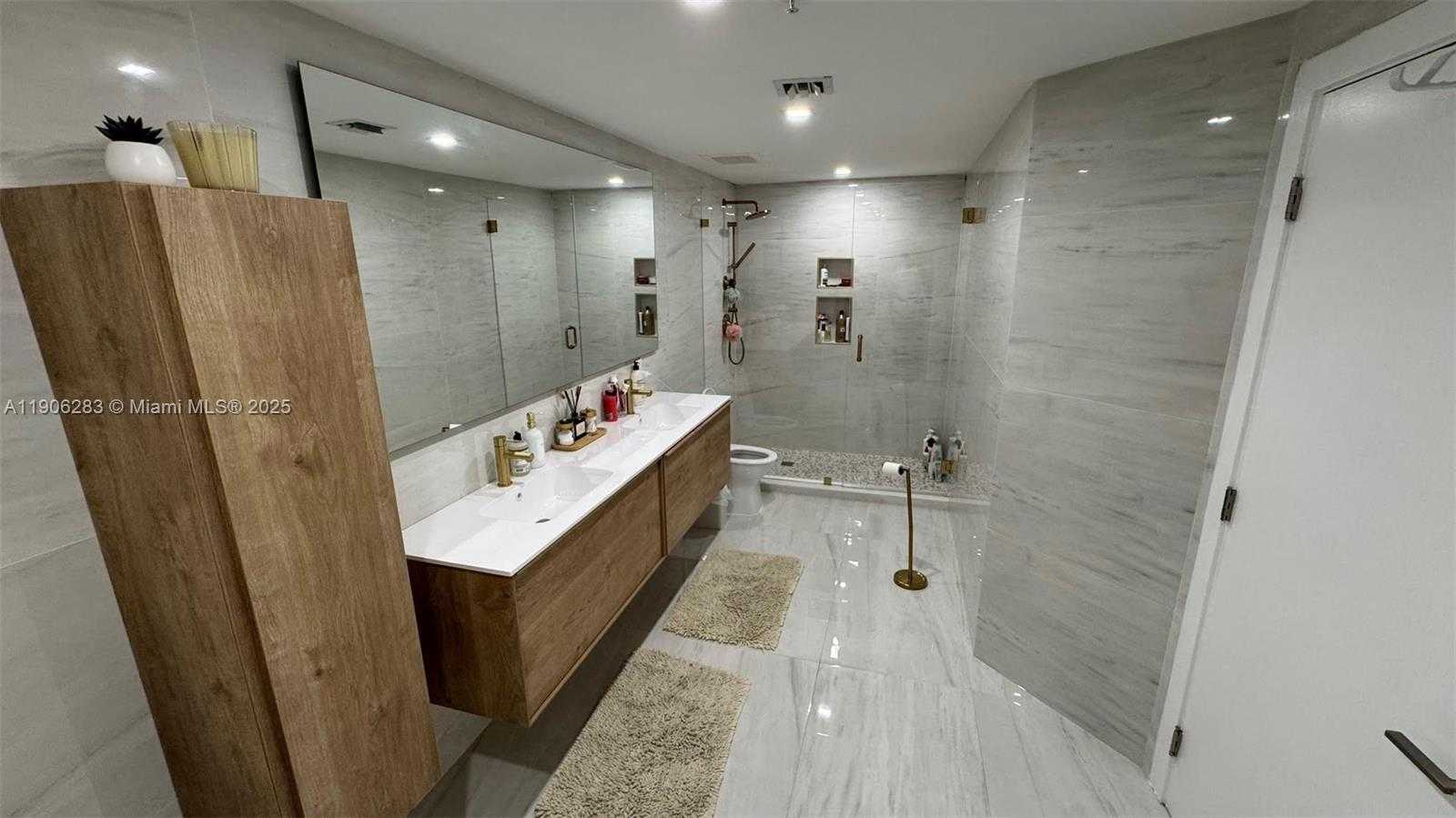 Small Image of 3000 NORTH EAST 188TH ST #402, Aventura Number 36