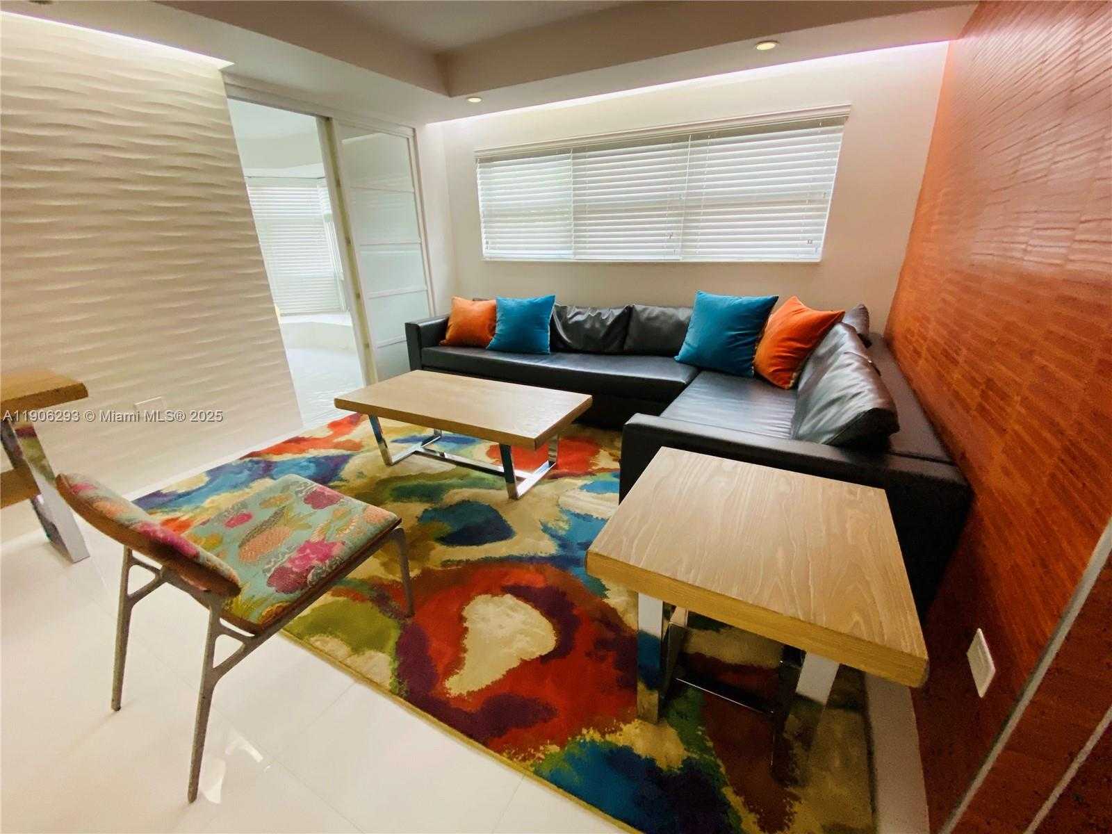 Small Image of 1881 WASHINGTON AVE #2D, Miami Beach Number 6