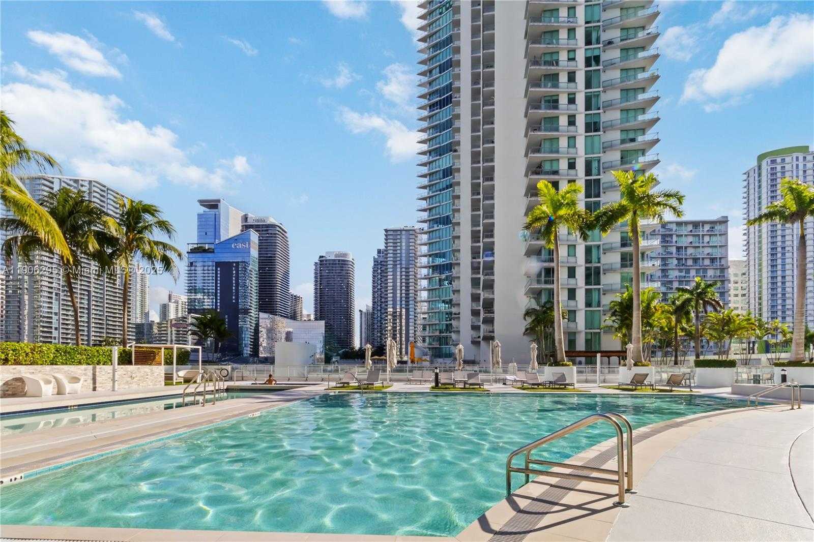 Small Image of 90 SOUTH WEST 3RD ST #4305, Miami Number 12