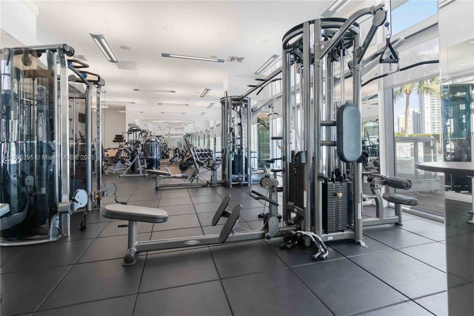 Small Image of 90 SOUTH WEST 3RD ST #4305, Miami Number 23