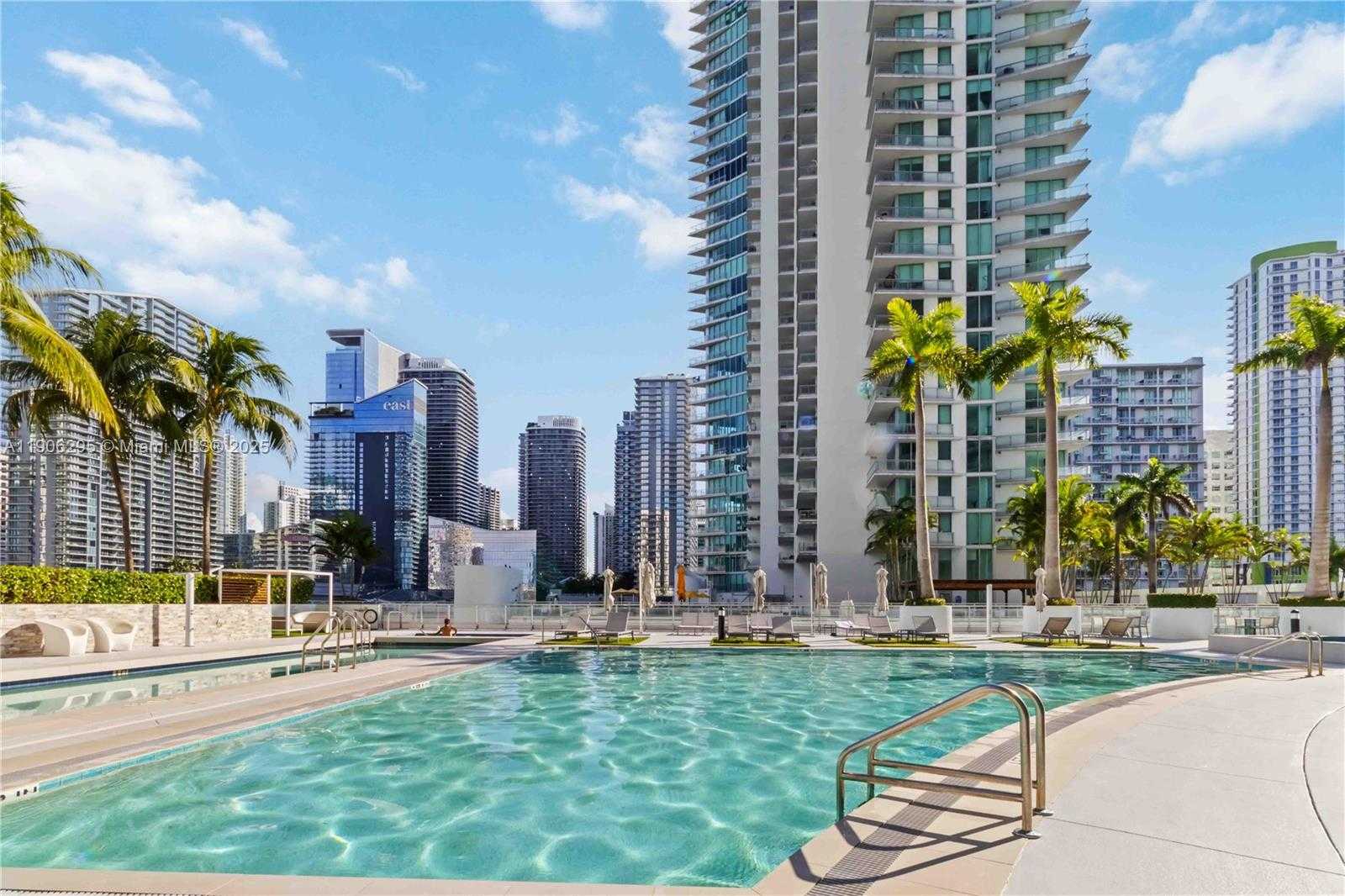 Small Image of 90 SOUTH WEST 3RD ST #4305, Miami Number 26
