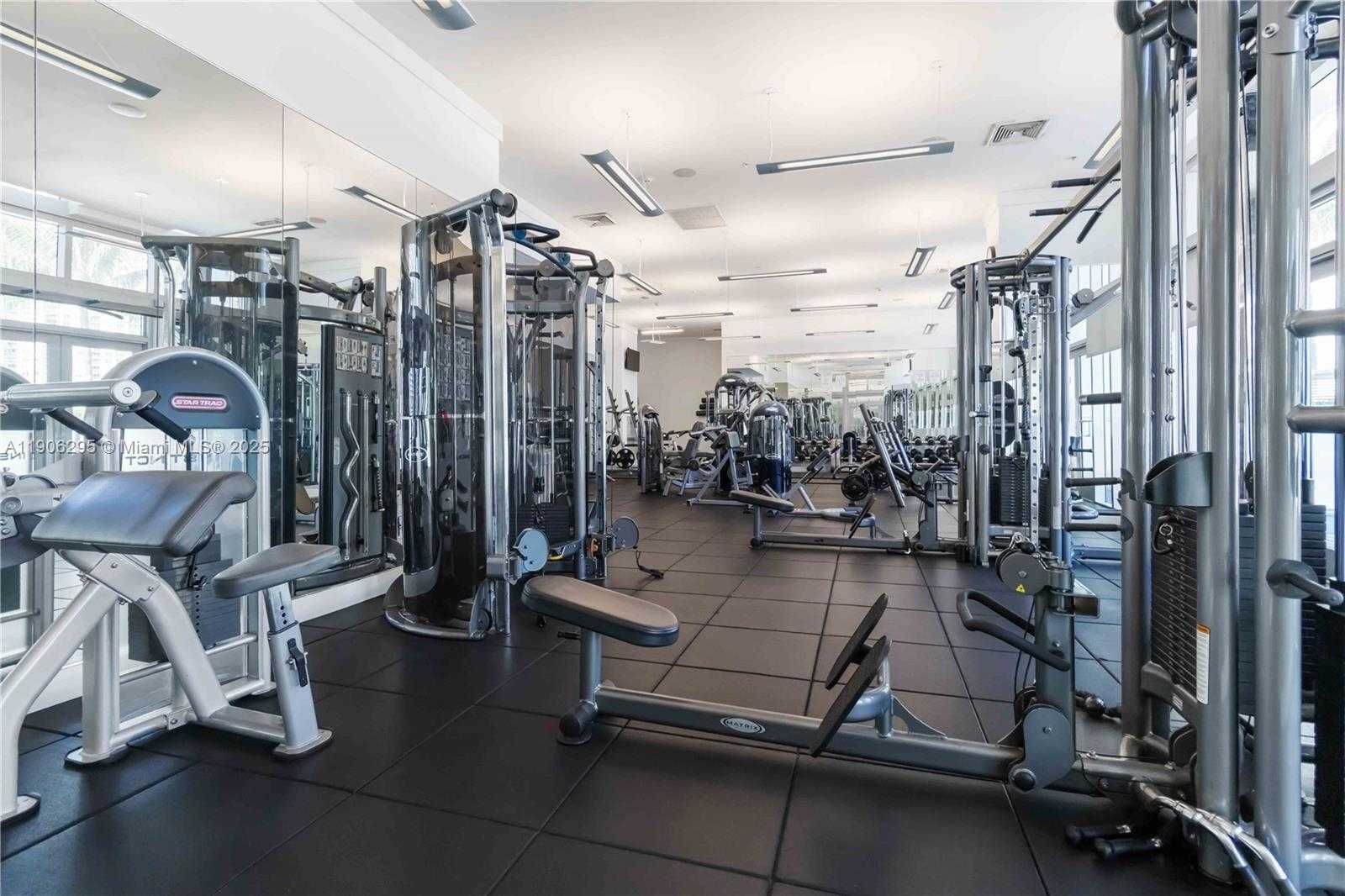 Small Image of 90 SOUTH WEST 3RD ST #4305, Miami Number 50