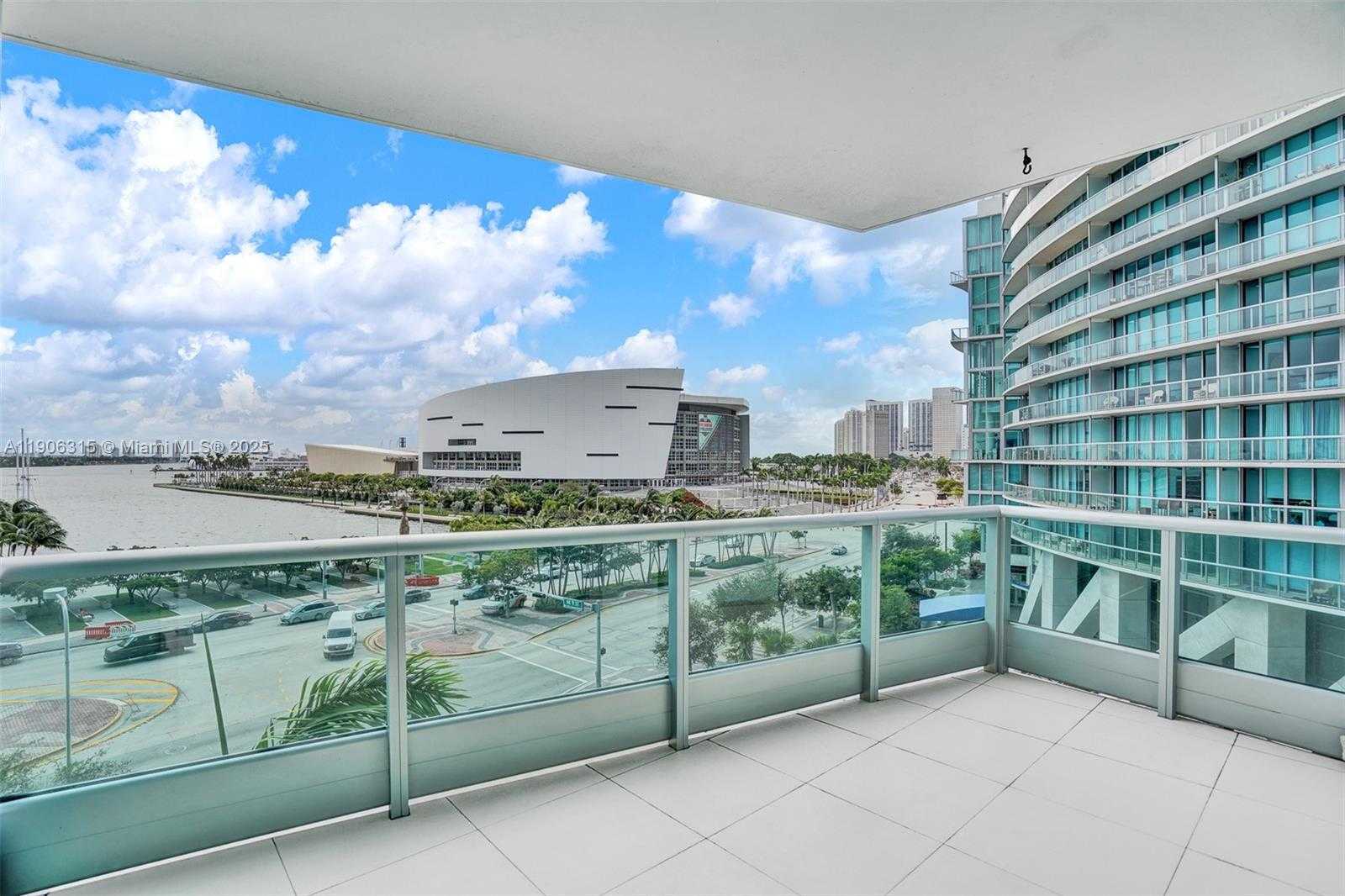 Small Image of 900 BISCAYNE BLVD #501, Miami Number 8