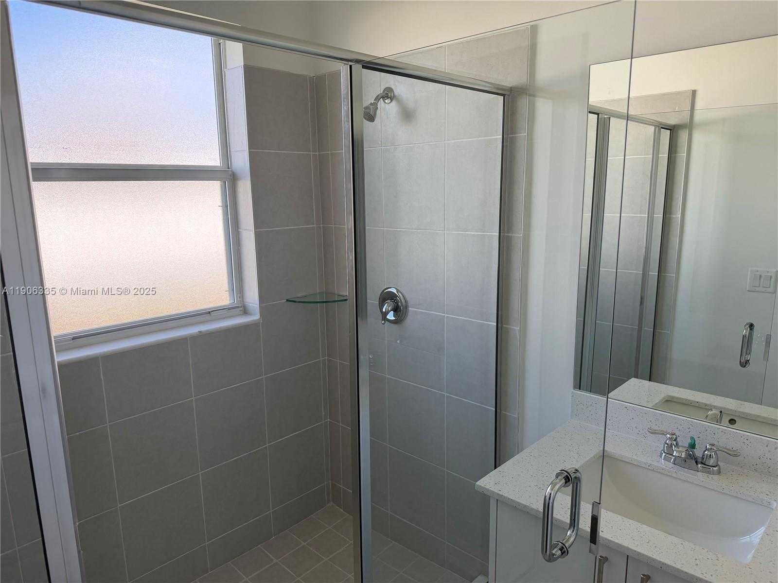 Small Image of 2426 SOUTH EAST 26 LN #2426, Homestead Number 12