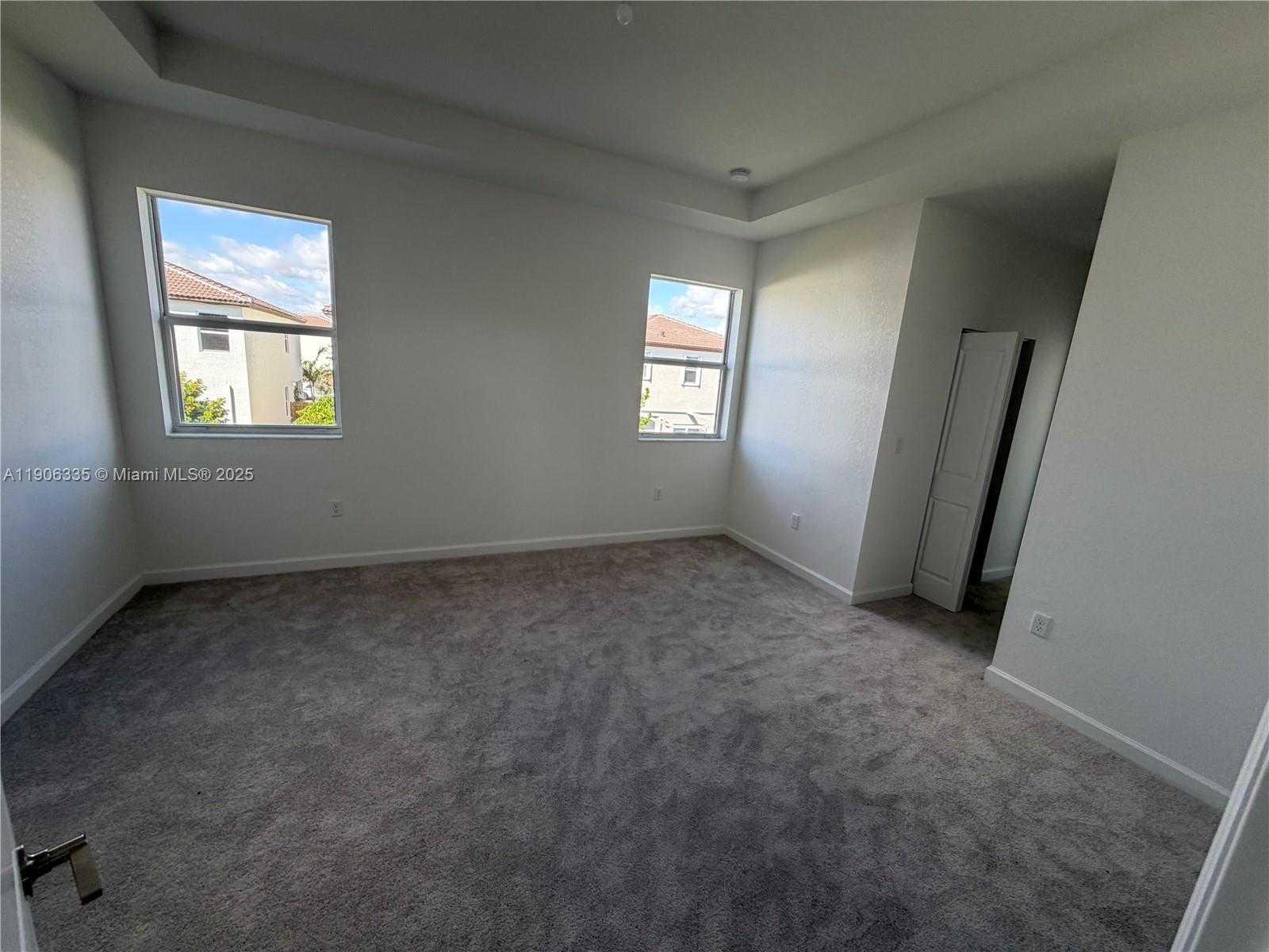 Small Image of 2426 SOUTH EAST 26 LN #2426, Homestead Number 20