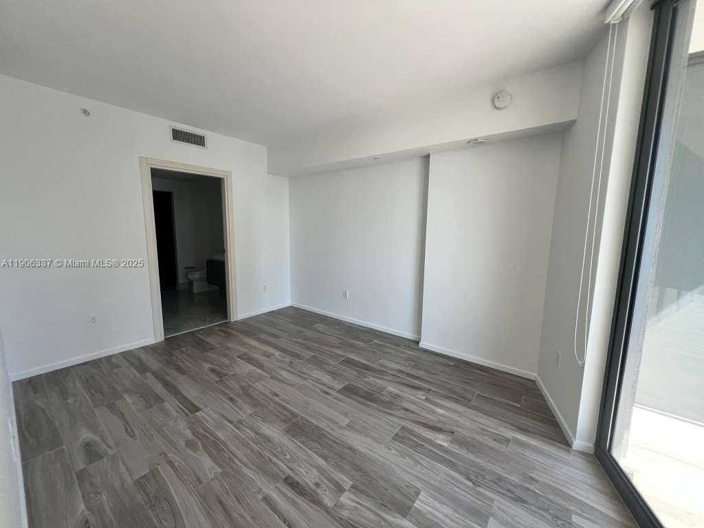 Small Image of 801 SOUTH MIAMI AVE #1803, Miami Number 10