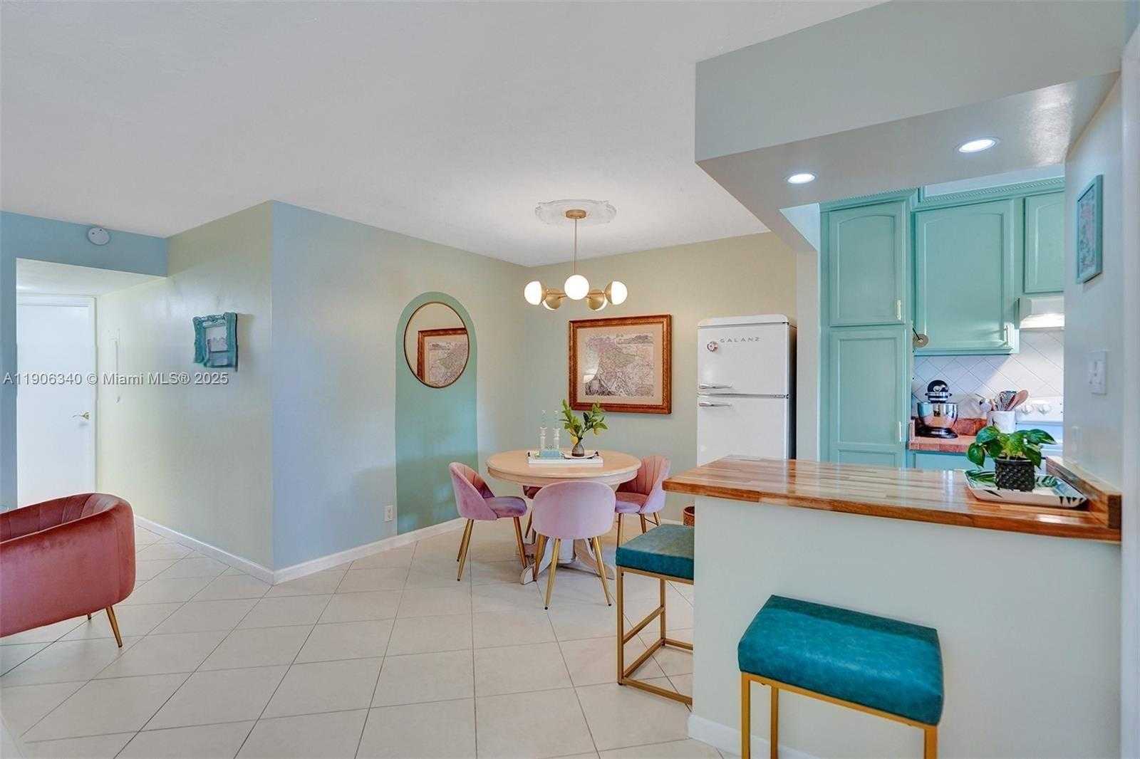 Small Image of 300 LAYNE BLVD #206, Hallandale Beach Number 7
