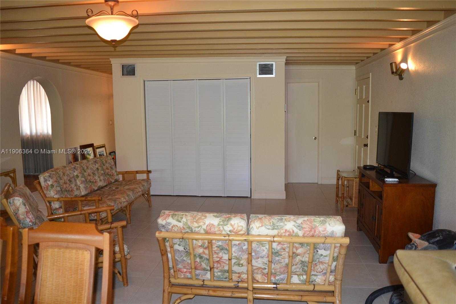 Small Image of 7855 SOUTH WEST 17TH TER, Miami Number 11