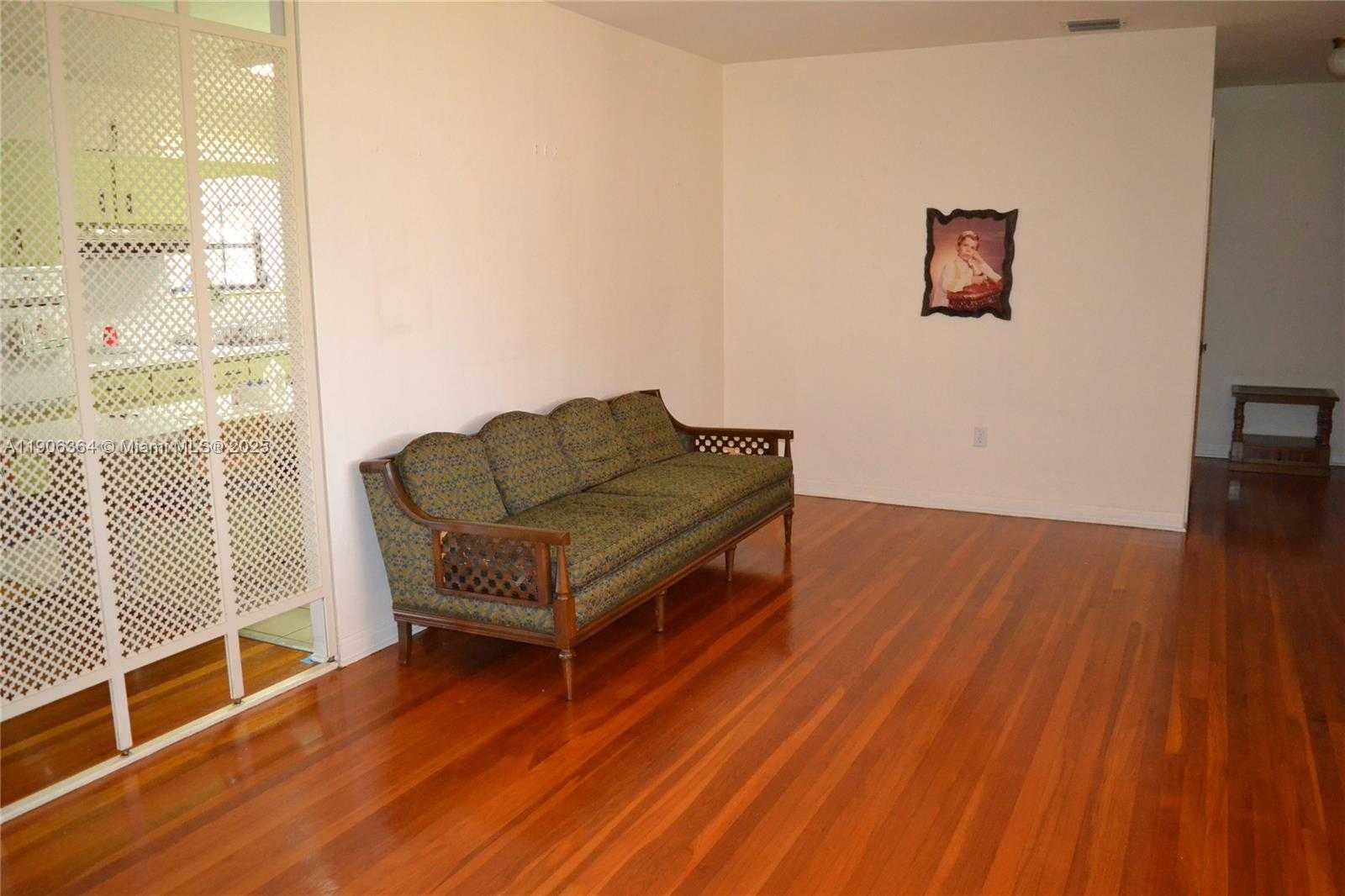 Small Image of 7855 SOUTH WEST 17TH TER, Miami Number 27