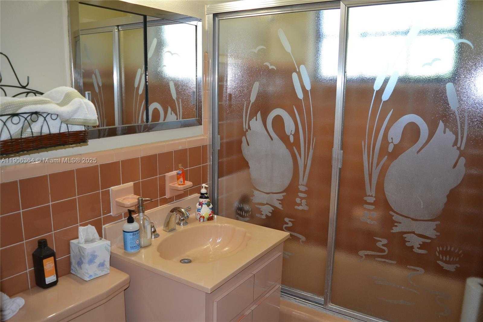 Small Image of 7855 SOUTH WEST 17TH TER, Miami Number 31