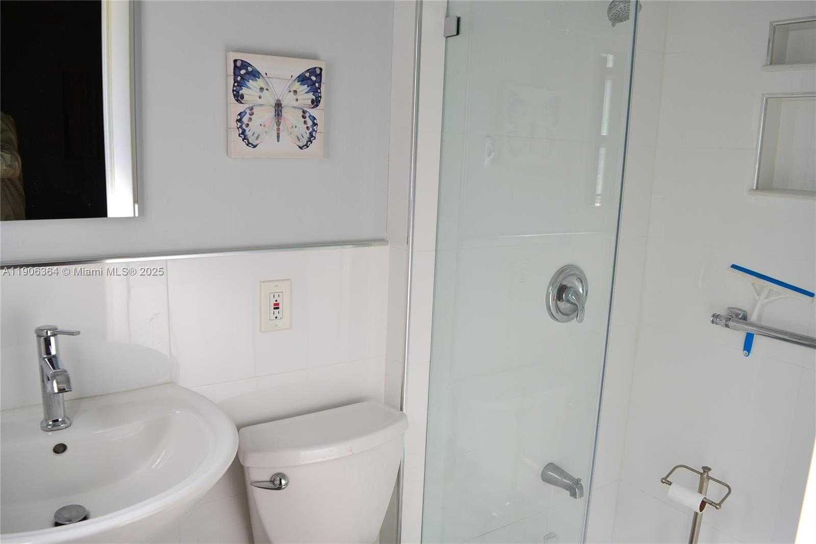 Small Image of 7855 SOUTH WEST 17TH TER, Miami Number 34