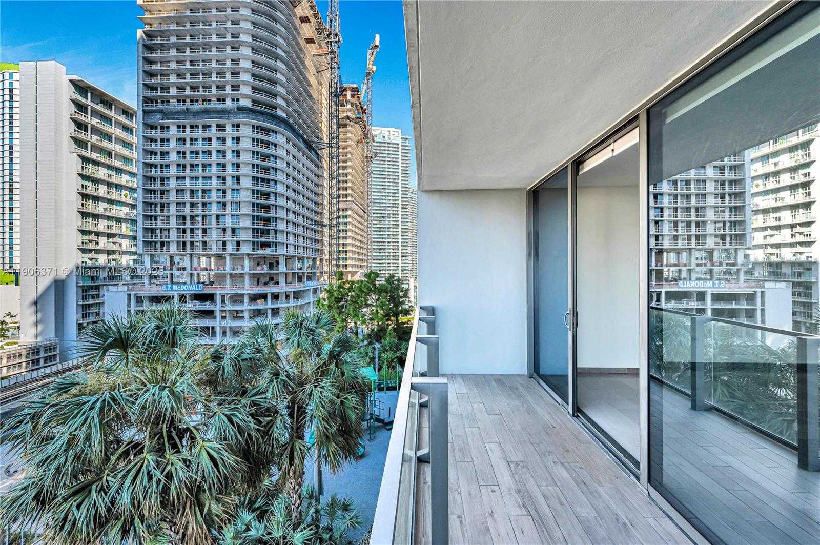 Small Image of 88 SOUTH WEST 7TH ST #806, Miami Number 14