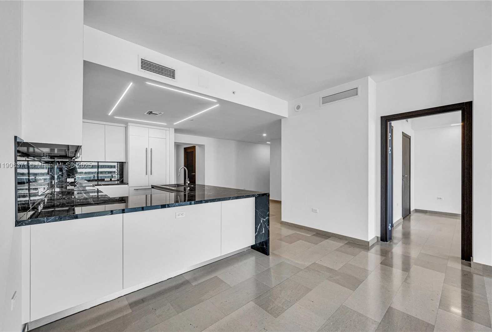 Small Image of 88 SOUTH WEST 7TH ST #806, Miami Number 16