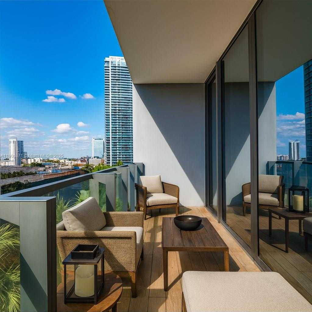 Small Image of 88 SOUTH WEST 7TH ST #806, Miami Number 4