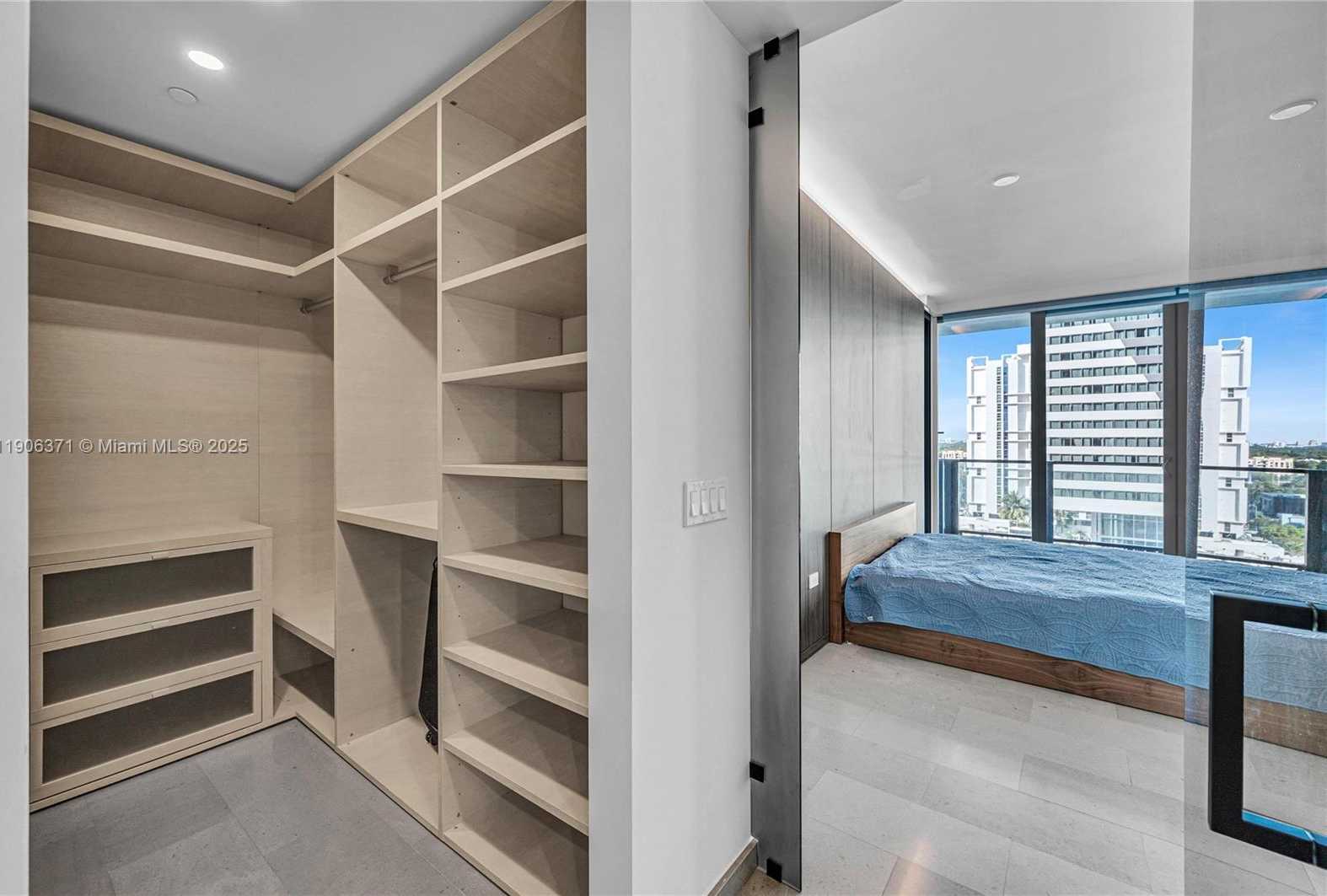 Small Image of 88 SOUTH WEST 7TH ST #806, Miami Number 41