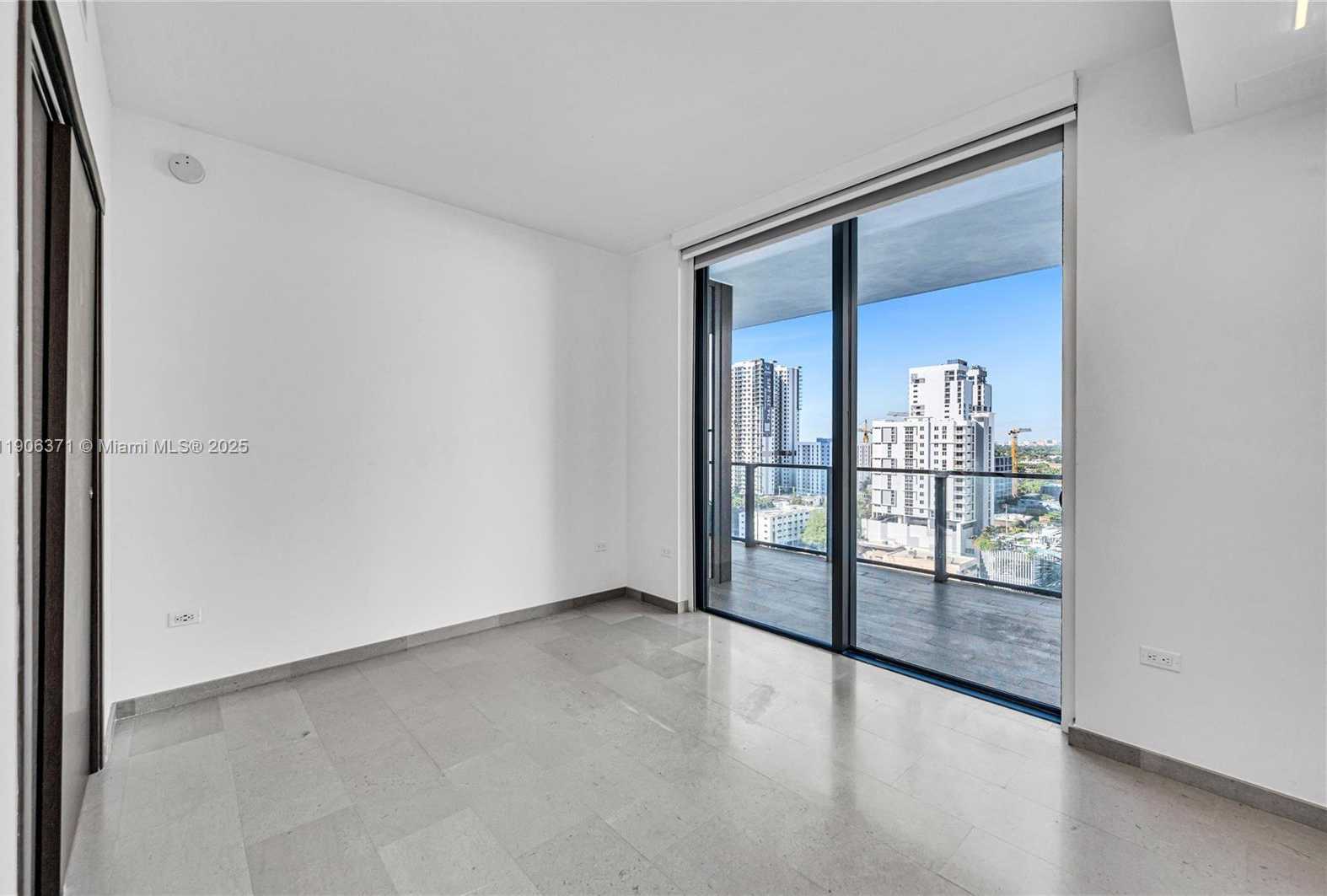 Small Image of 88 SOUTH WEST 7TH ST #806, Miami Number 42