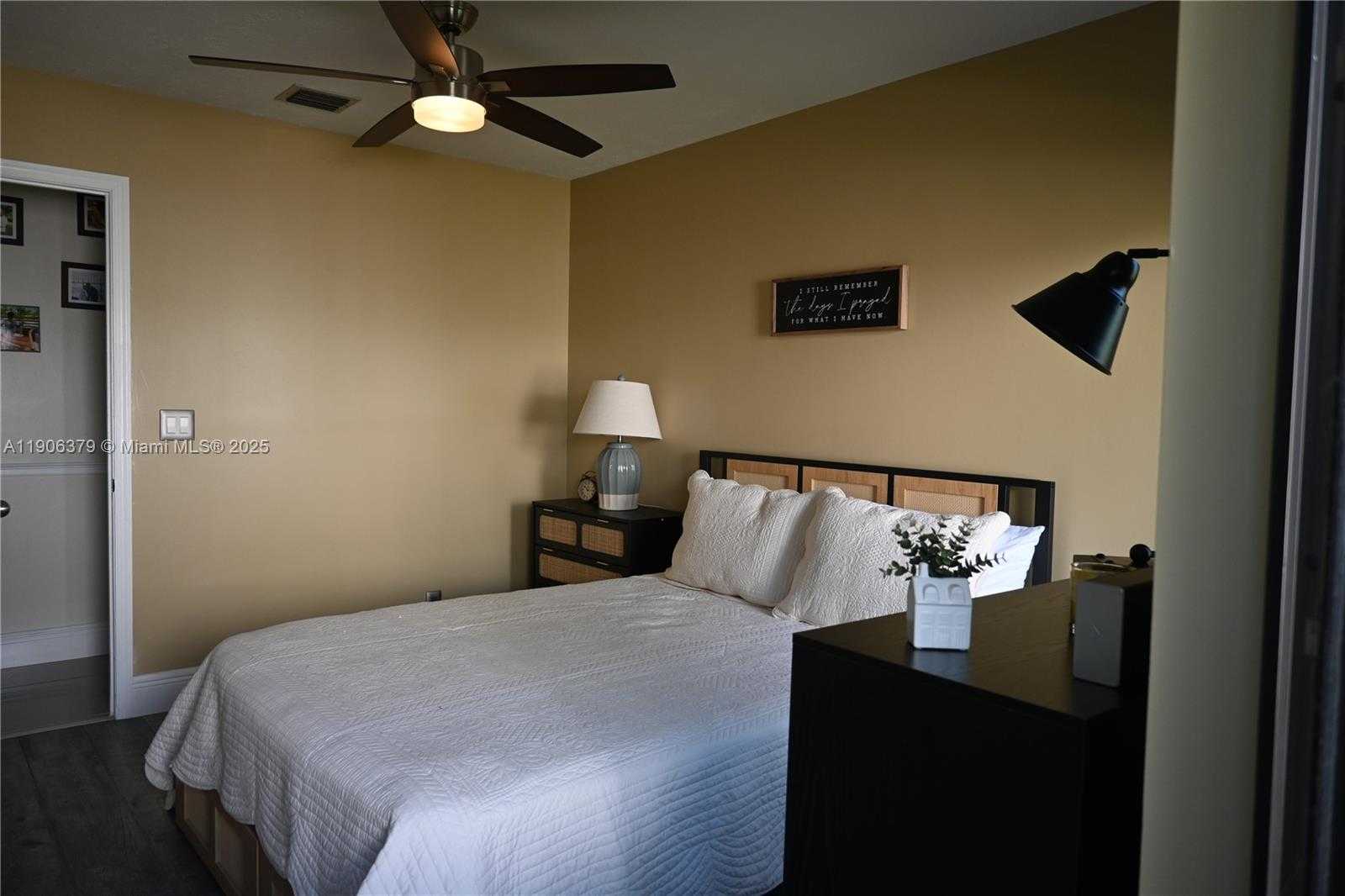 Small Image of 14229 STIRRUP LN, Wellington Number 16