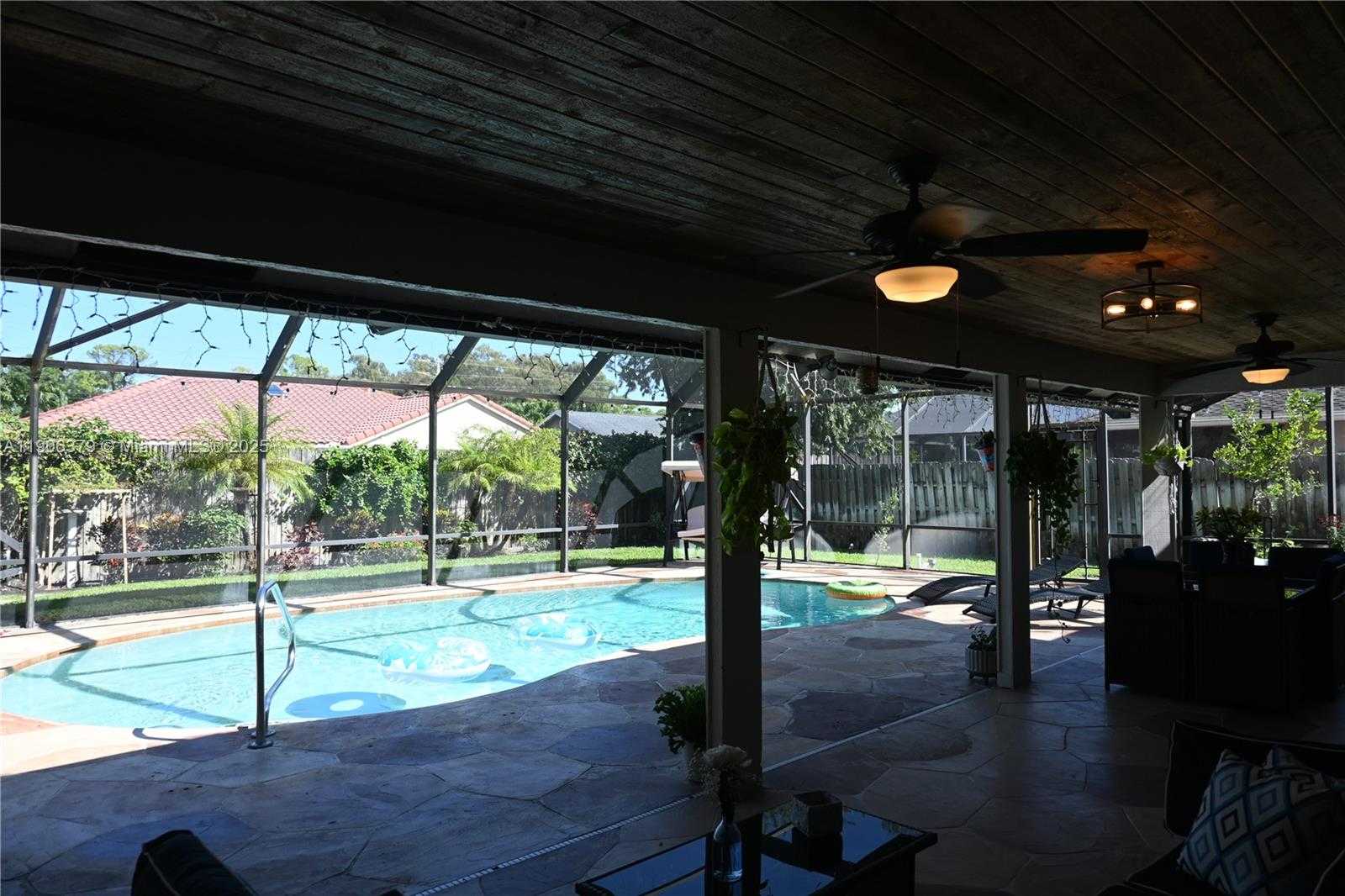 Small Image of 14229 STIRRUP LN, Wellington Number 24