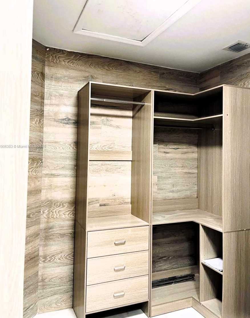 Small Image of 11232 NORTH WEST 51ST TER, Doral Number 13