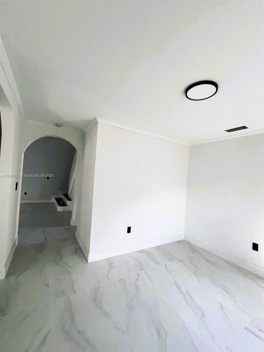 Small Image of 11232 NORTH WEST 51ST TER, Doral Number 6