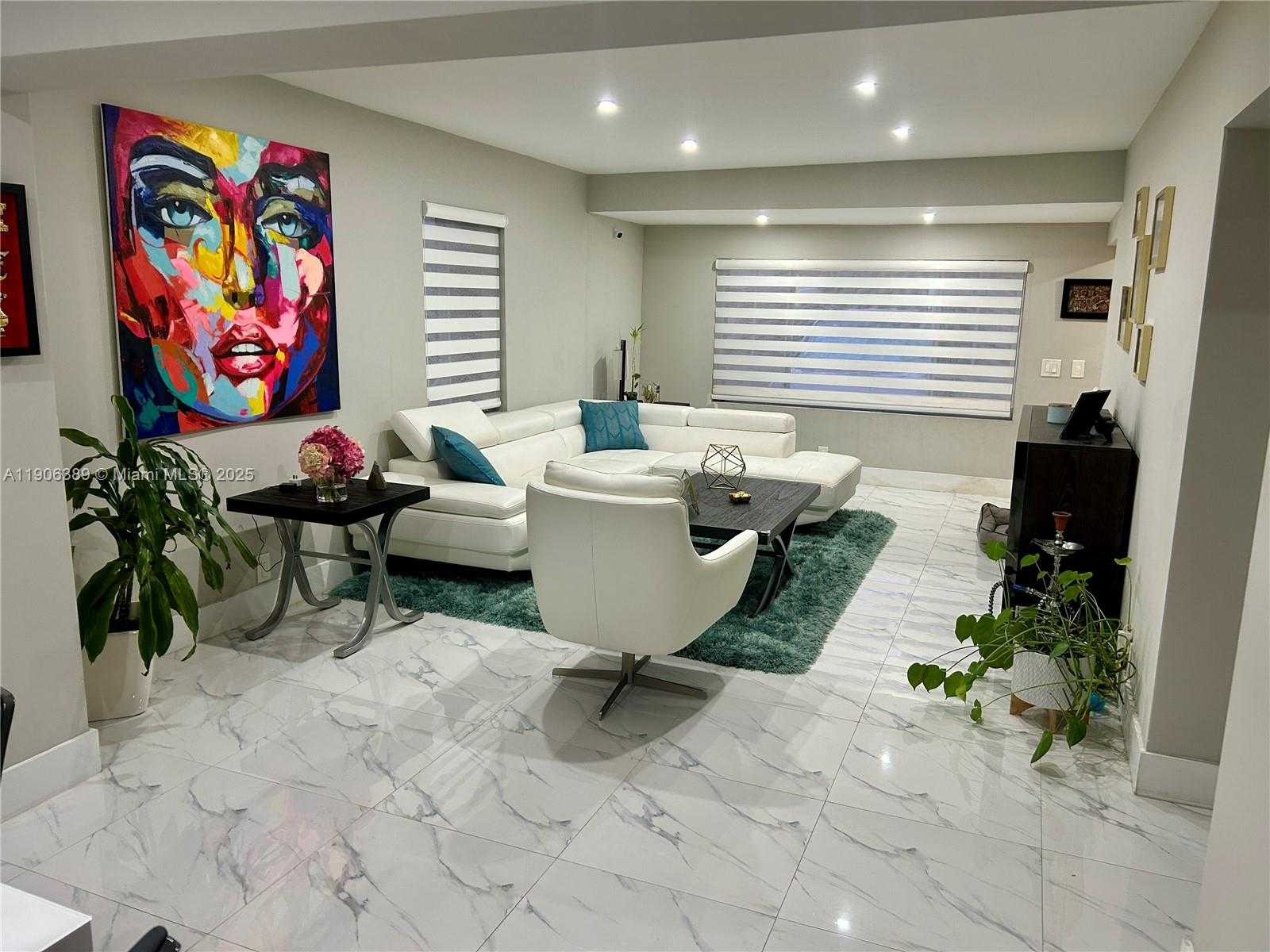 Small Image of 13560 NORTH WEST 2ND AVE #13560, North Miami Number 4