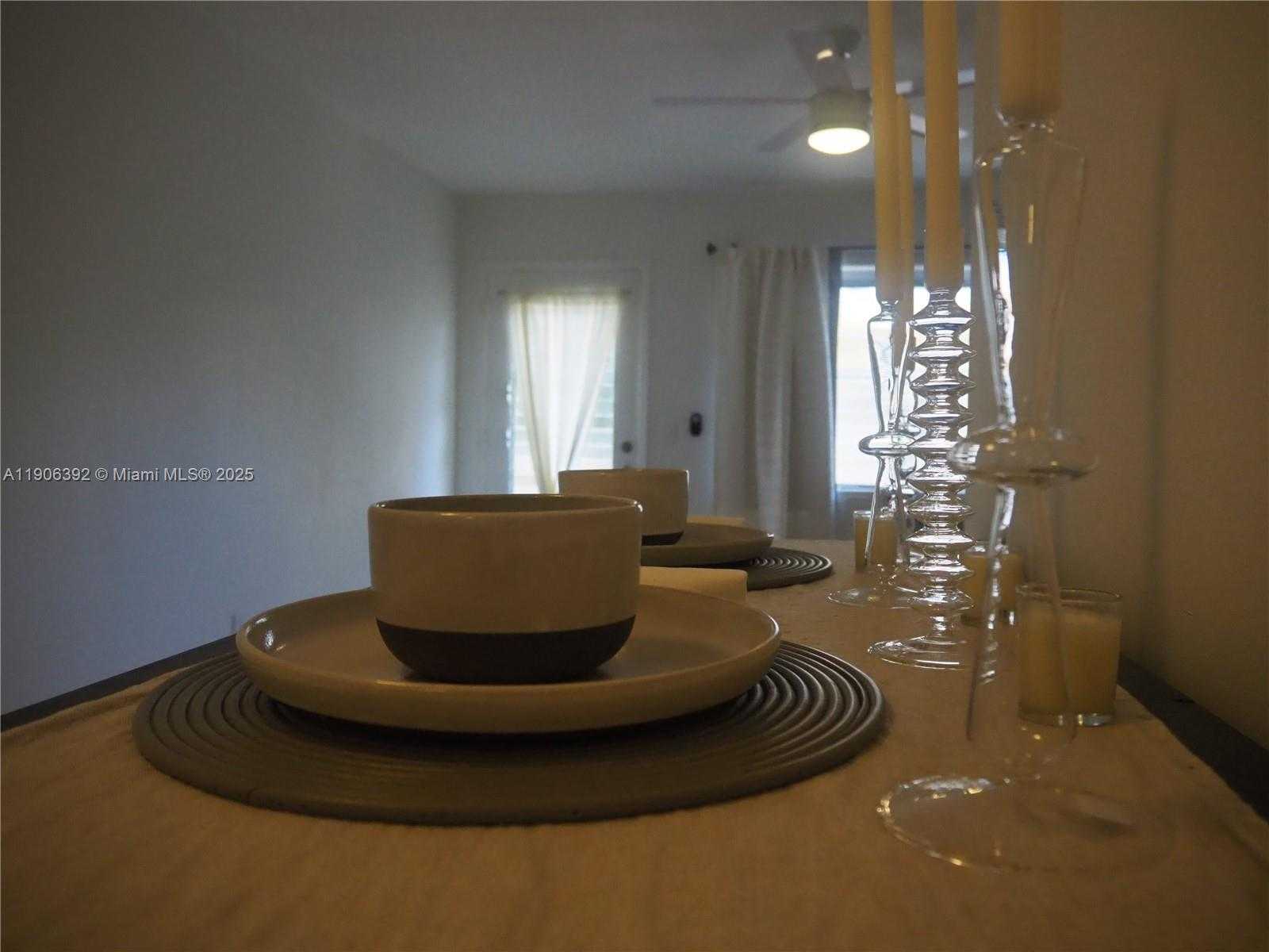 Small Image of 75 WASHINGTON AVE #16, Miami Beach Number 11