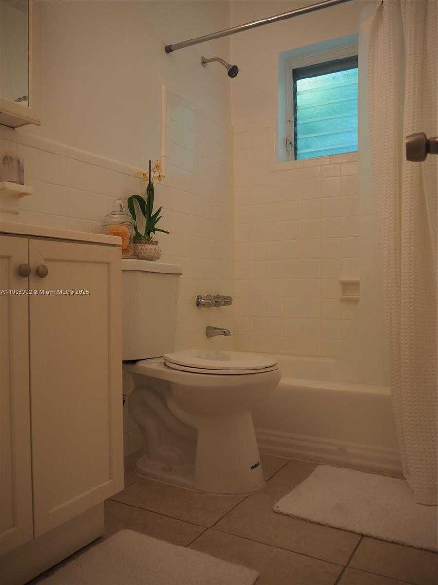 Small Image of 75 WASHINGTON AVE #16, Miami Beach Number 20