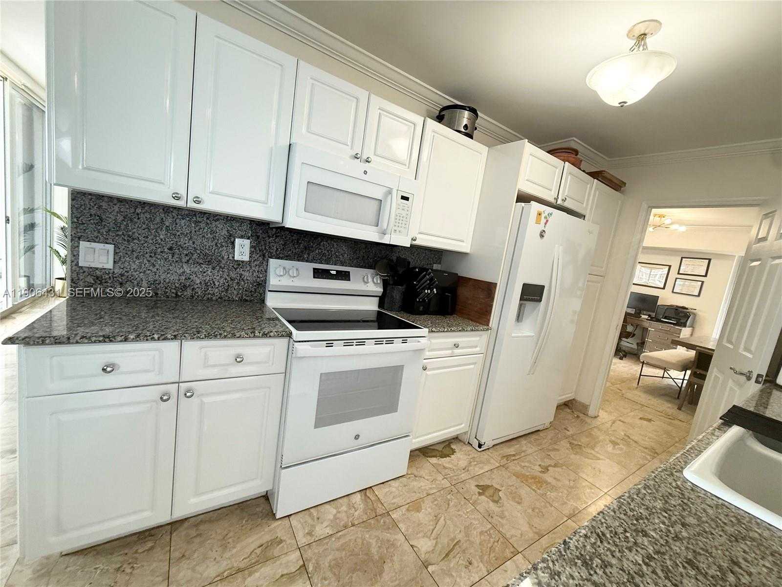 Small Image of 16711 COLLINS AVE #1502, Sunny Isles Beach Number 10