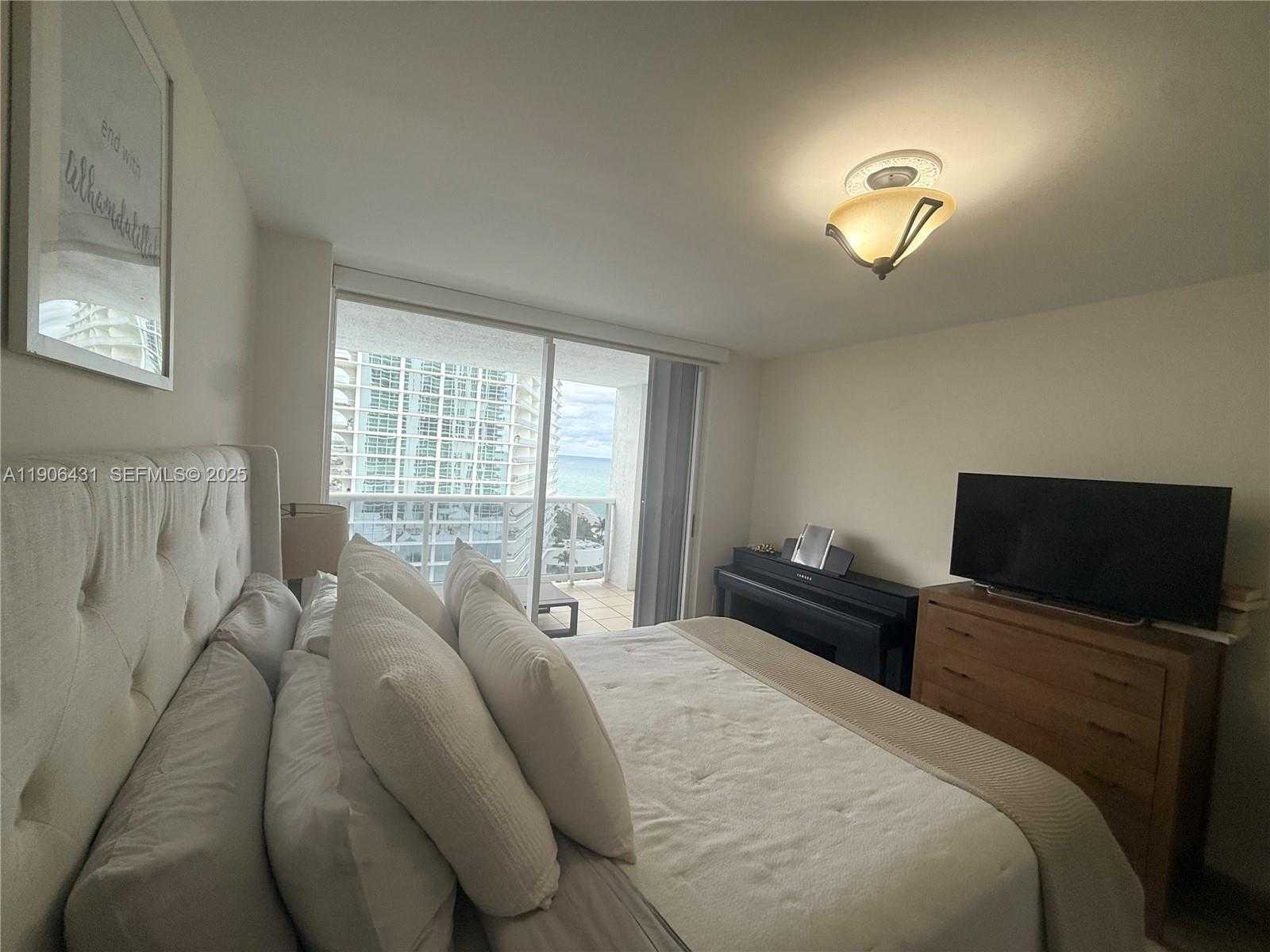 Small Image of 16711 COLLINS AVE #1502, Sunny Isles Beach Number 13